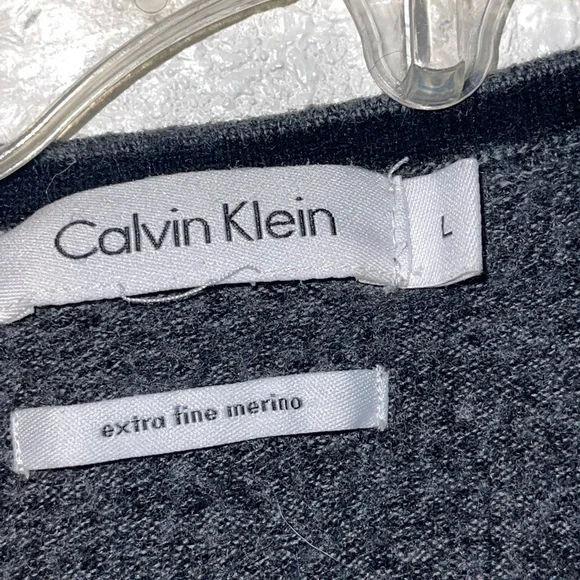 Calvin Klein Men’s Merino wool sweater. Size Large  GUC - Picture 5 of 6